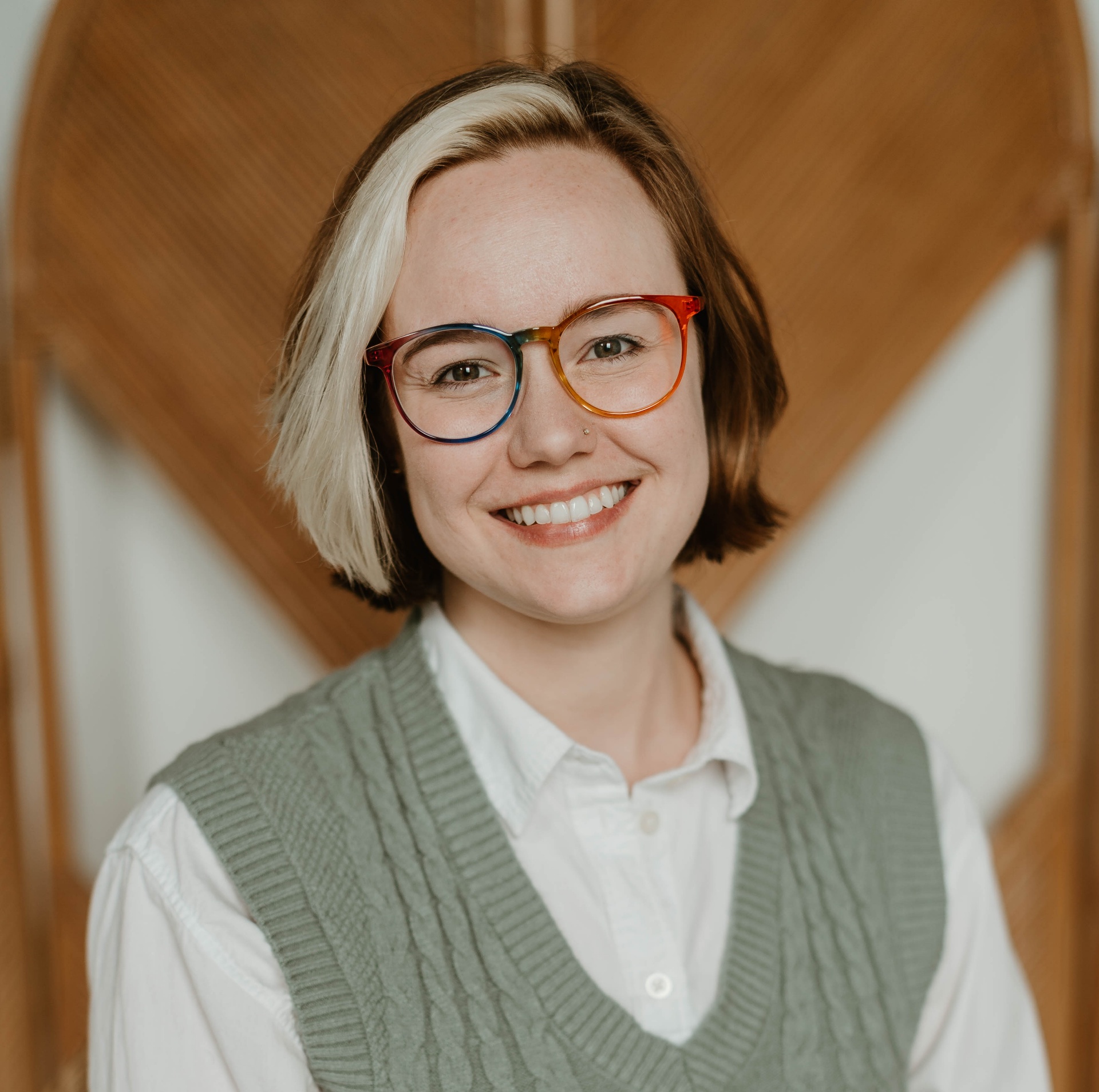 Morgan Mierzwa-Winters, LICSW <br><font size="5">(She/They)</font>